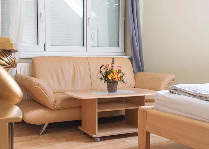 Cozy Private Rooms In Beautiful Garden Villa With Wifi